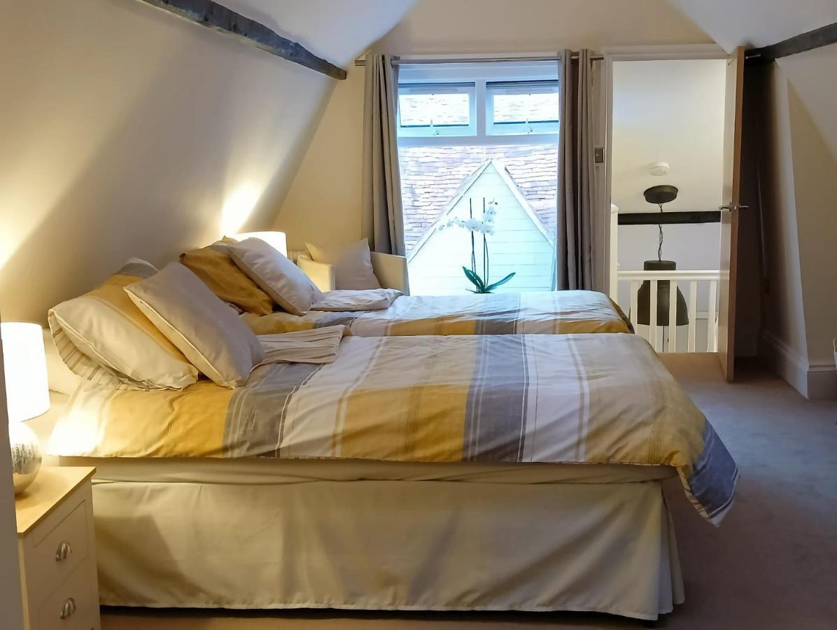 Catherine Street Apartments 솔즈베리 외부 사진